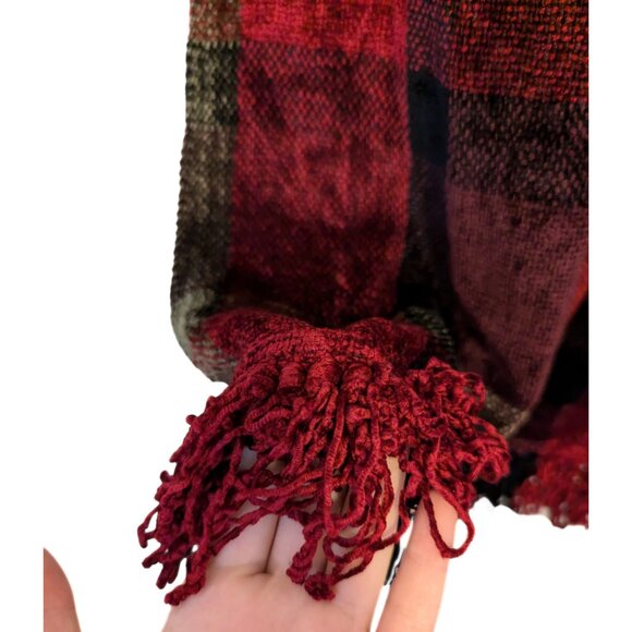 Vintage Chenille Plaid Scarf Red Black Fringe Trim Shawl Retro Preppy Cozy - Picture 5 of 7